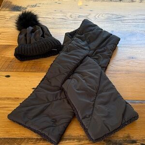 Women’s Black Winter Hat and Scarf Set
